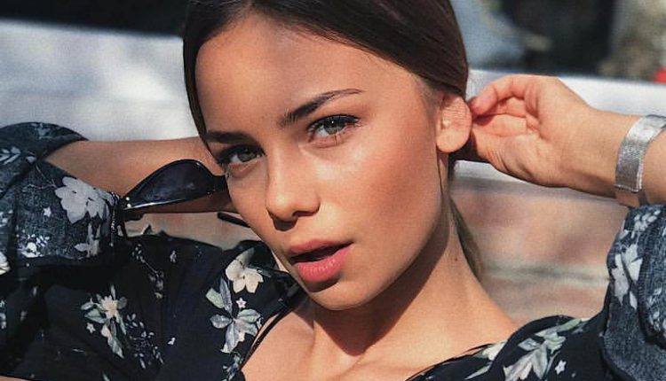 بیوگرافی بهار شاهین