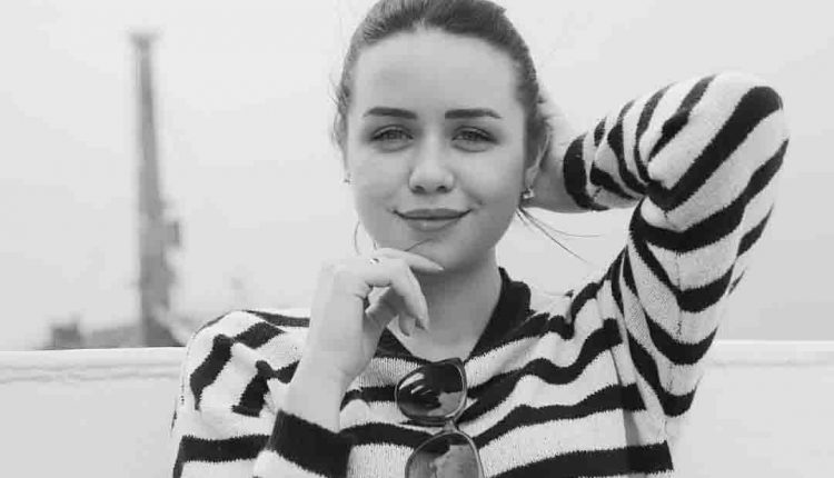 بیوگرافی و عکس های جدید یامور اون