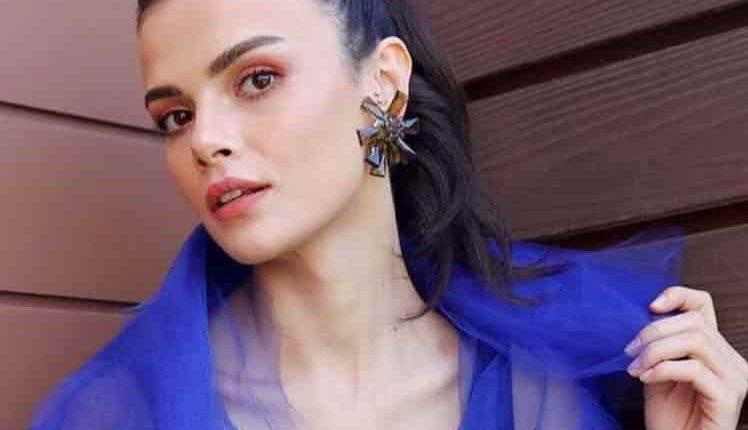 بیوگرافی و عکس های سینم اونسال