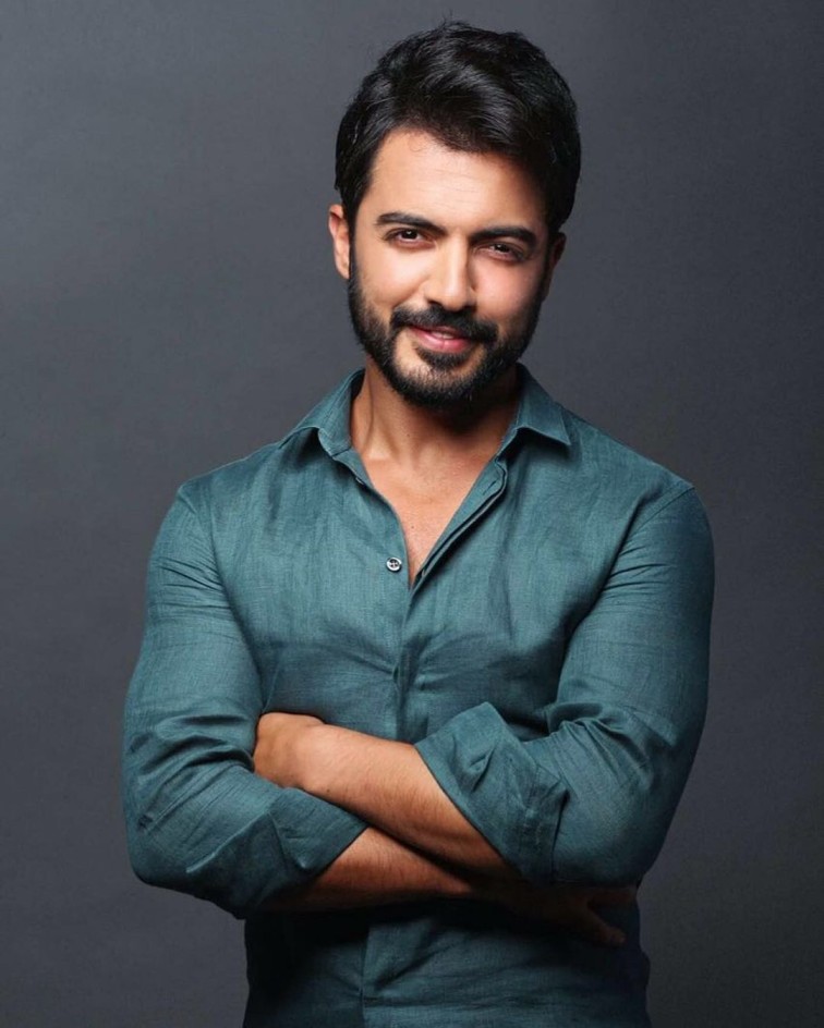 خانواده و تحصیلات یوسف گونی