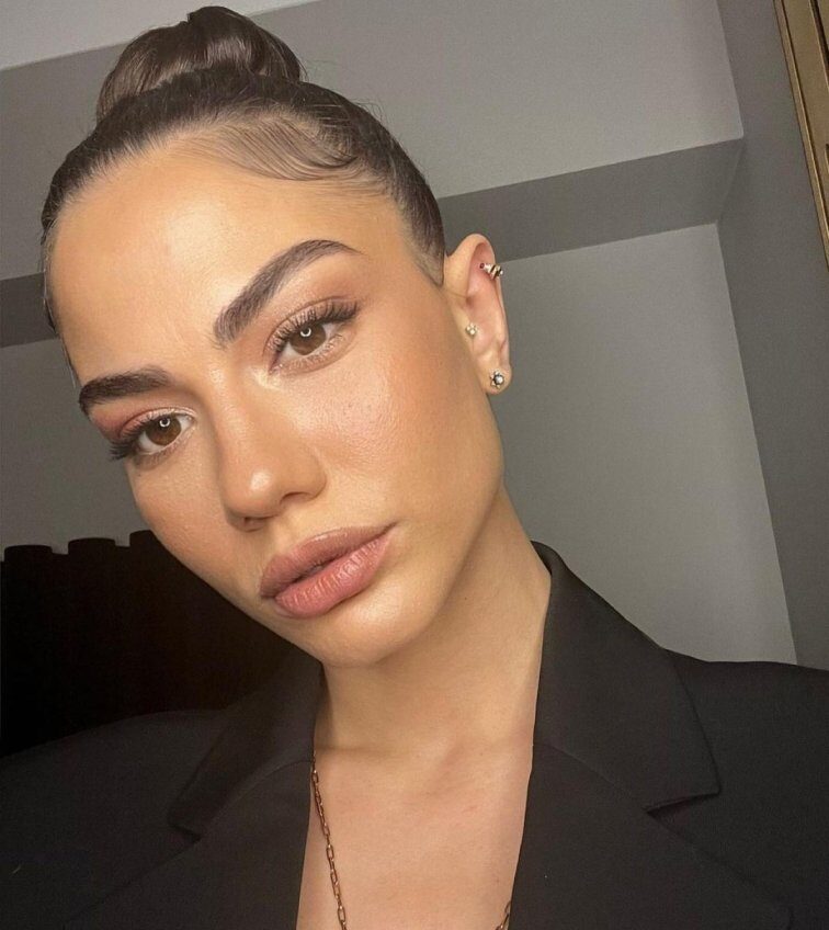 همسر دمت اوزدمیر کیست؟ 