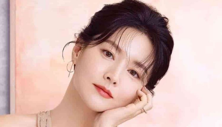 بیوگرافی لی یونگ آئه