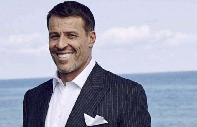 آنتونی رابینز و جملات تکان دهنده او در مورد موفقیت که زندگیتان را تغییر خواهد داد