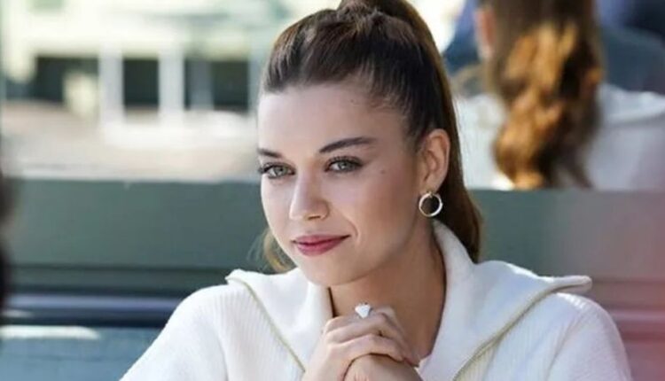 بیوگرافی و عکس های جذاب افرا ساراچ اوغلو و نامزدش + ماجرای ترک شدن توسط پدرش